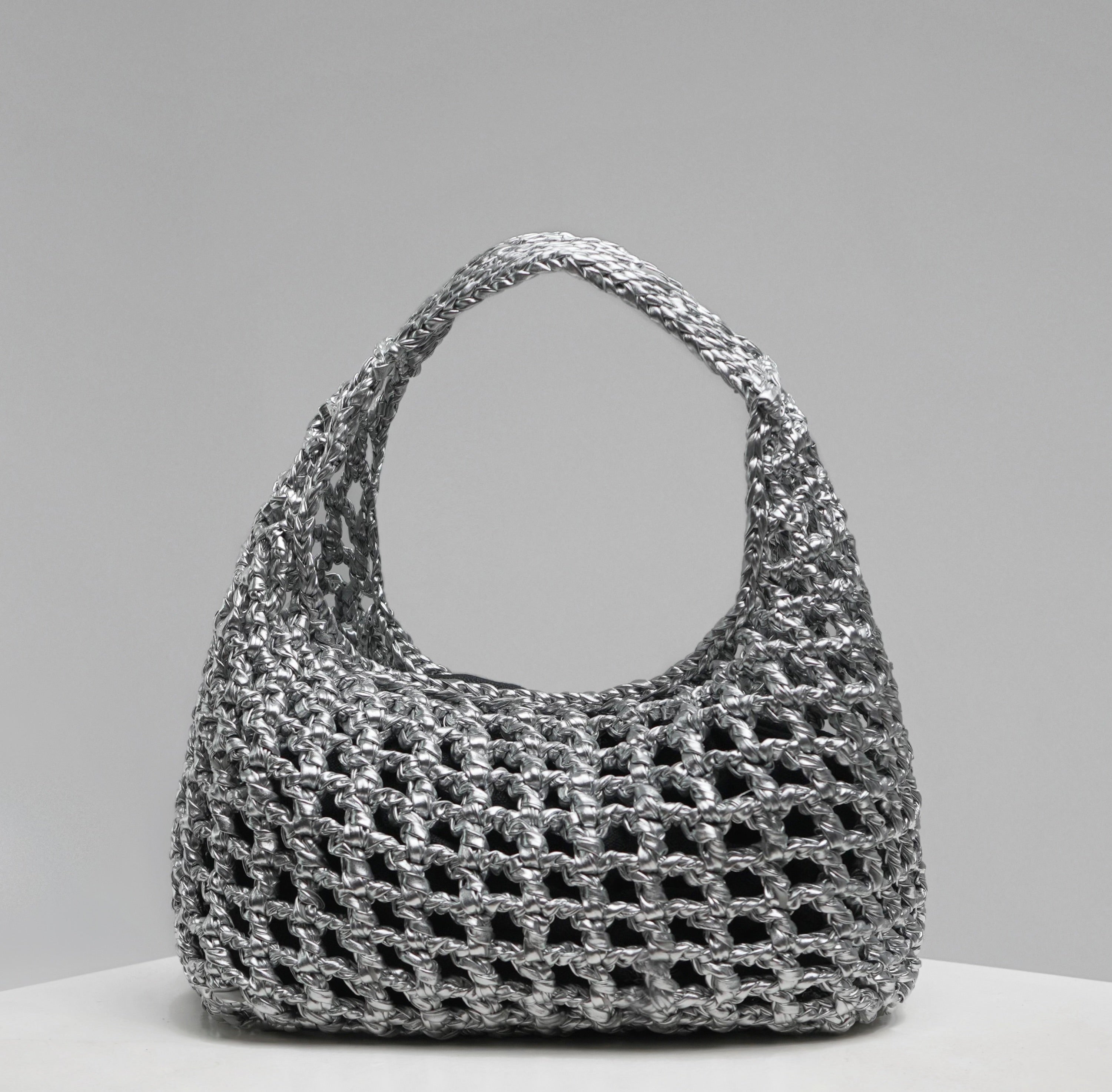 Selene Metallic Shoulder