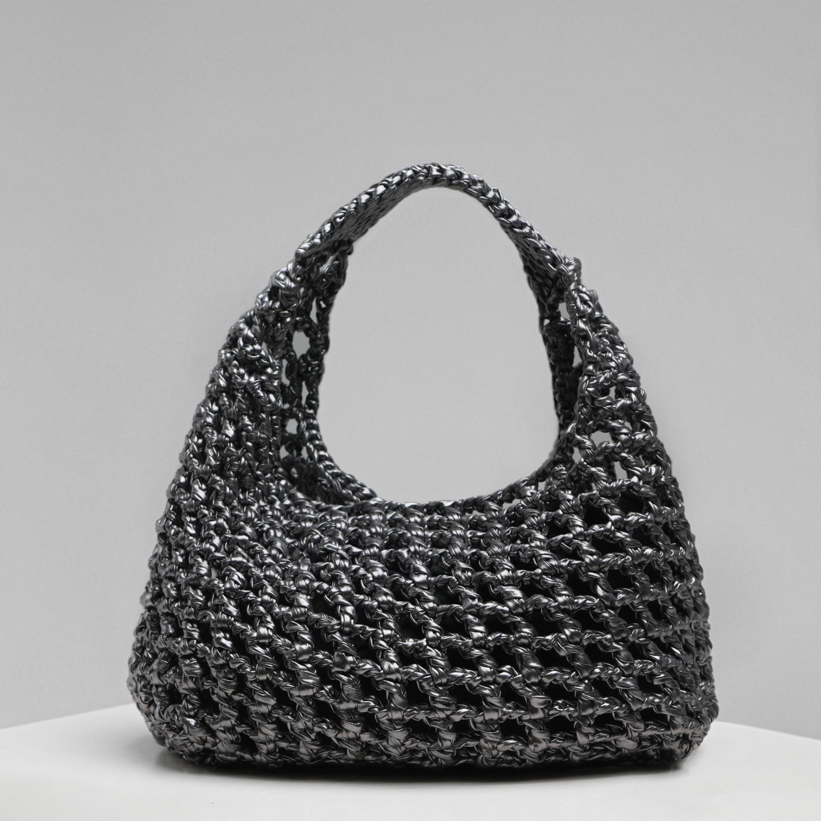 Selene Metallic Shoulder