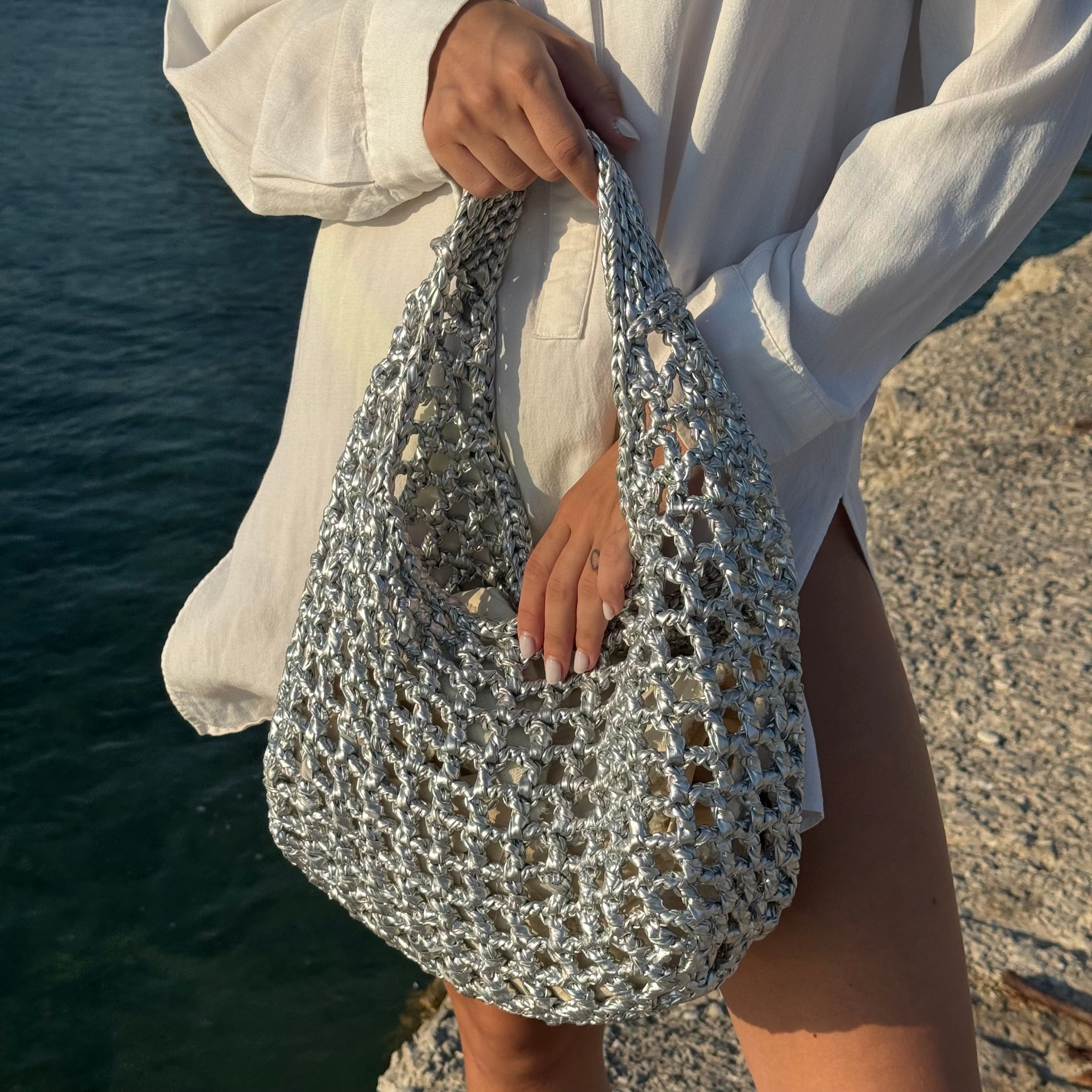 Selene Metallic Shoulder